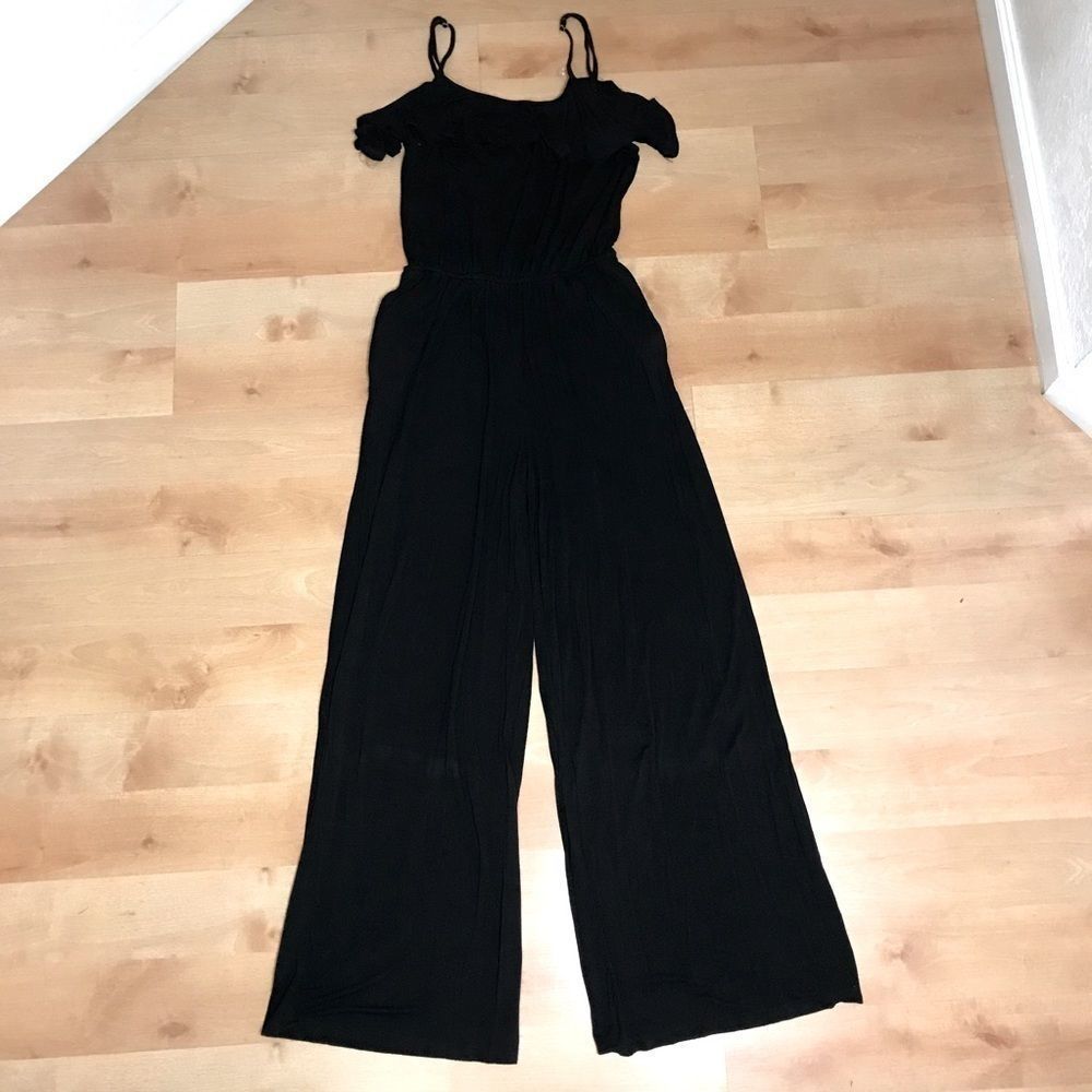 Black jumpsuit spaghetti straps pockets Small